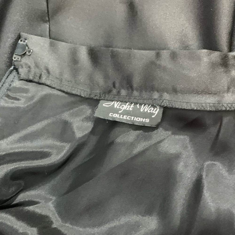 Night Way Collections Tank with Skirt Set - Picture 5 of 5